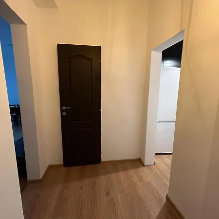 Elegant Center בוקרשט