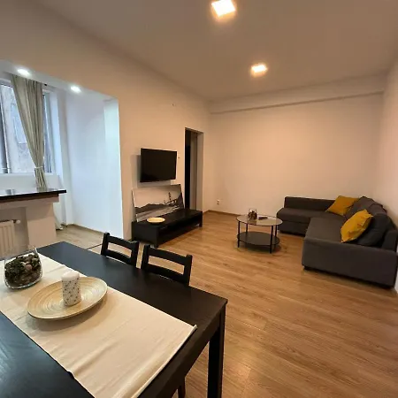 Elegant Center Apartament *